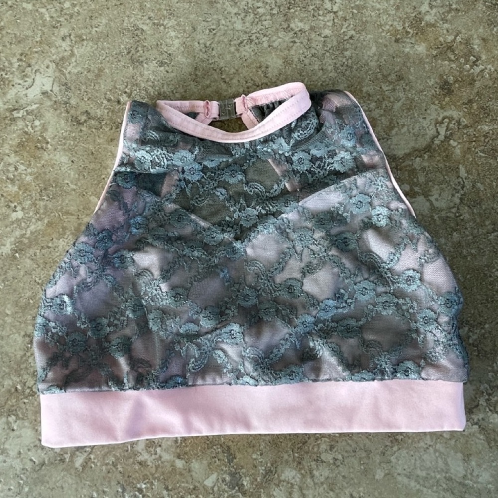 details dancewear